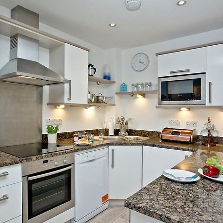 Fistral Escape Apartment Crantock Bagian luar foto